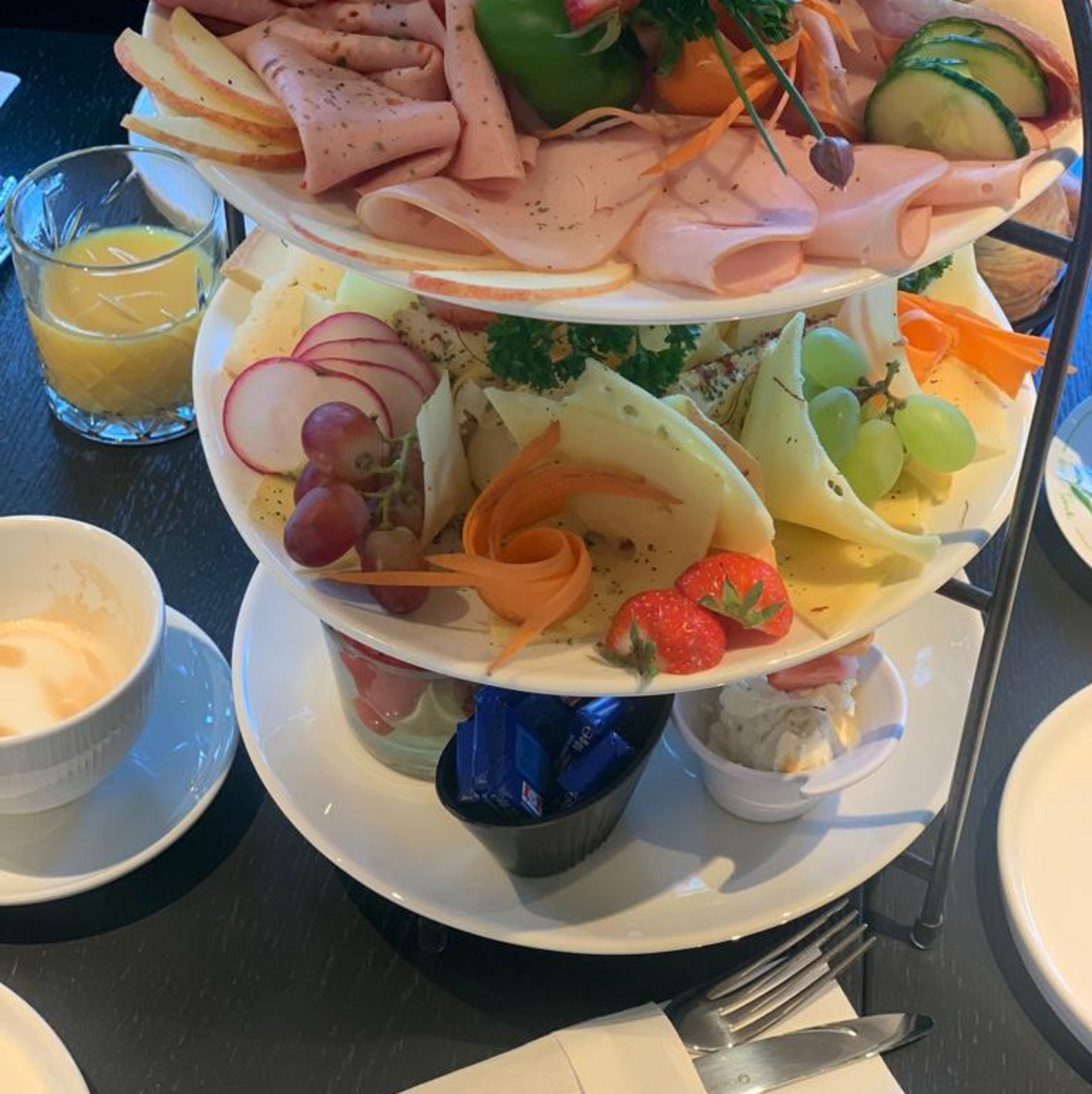 Breakfast BOTANIK - Bar & Bistro Lifesteil Umhausen Breakfast BOTANIK - Bar & Bistro Lifesteil Umhausen